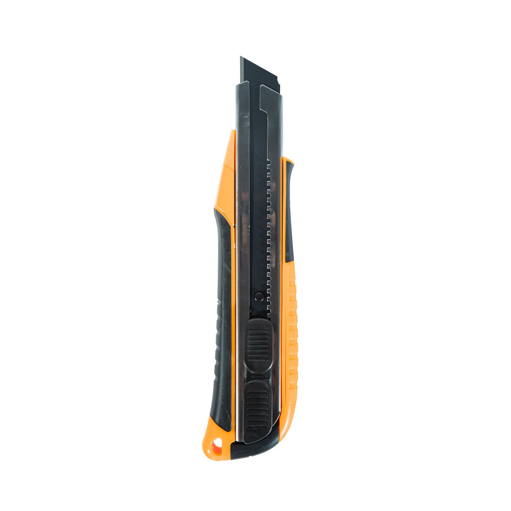 CUTTER MAGNETICO PROFESIONAL 18MM LUSQTOFF