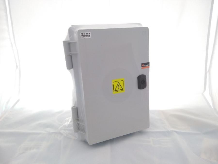 GABINETE PVC CON CERRADURA TAPA GRIS 200X200x126 ROKER