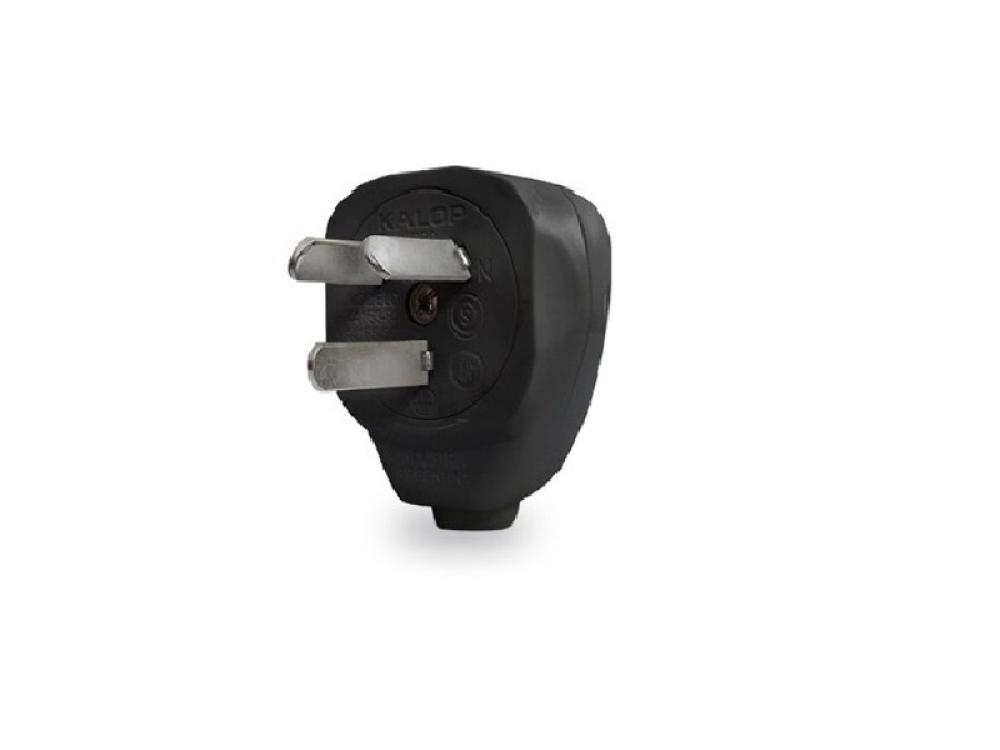 FICHA K TRES PATAS SALIDA LATERAL MACHO 10A NEGRA KALOP